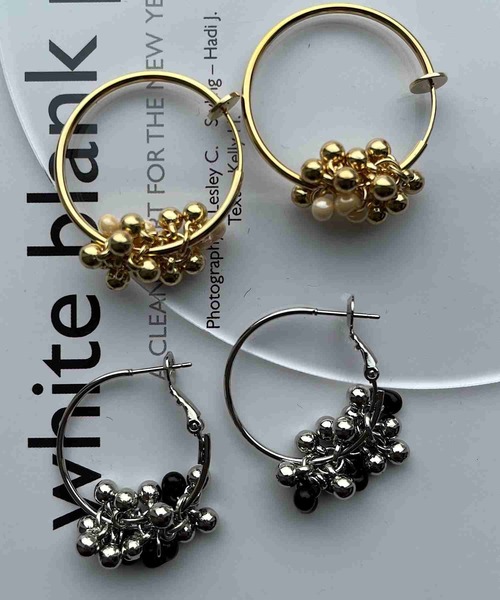 CERCA（チェルカ）の「smallworld/《gyu》メタリックイヤリング（イヤリング・レディース・ゴールド/シルバー/ゴールド系その他/シルバー系その他・FREE）」の5枚目の写真