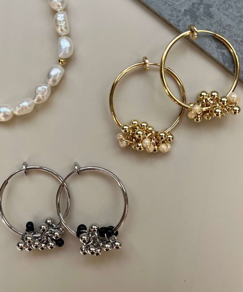 CERCA（チェルカ）の「smallworld/《gyu》メタリックイヤリング（イヤリング・レディース・ゴールド/シルバー/ゴールド系その他/シルバー系その他・FREE）」の12枚目の写真