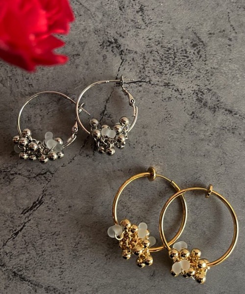 CERCA（チェルカ）の「smallworld/《gyu》メタリックイヤリング（イヤリング・レディース・ゴールド/シルバー/ゴールド系その他/シルバー系その他・FREE）」の17枚目の写真