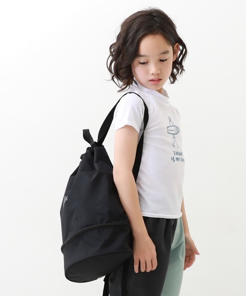 devirock（デビロック）の「ランドセルの上から背負える 2層式 プールバッグ ナップサック（スイムグッズ・キッズ・イエロー系その他/ブラック/カーキ/パープル/ネイビー/チャコール/ピンク/ダークオレンジ・ONE SIZE）」の2枚目の写真