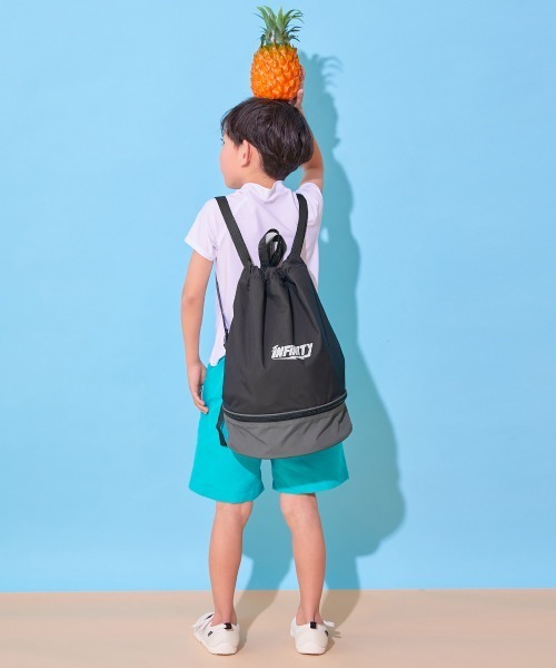 devirock（デビロック）の「ランドセルの上から背負える 2層式 プールバッグ ナップサック（スイムグッズ・キッズ・イエロー系その他/ブラック/カーキ/パープル/ネイビー/チャコール/ピンク/ダークオレンジ・ONE SIZE）」の21枚目の写真
