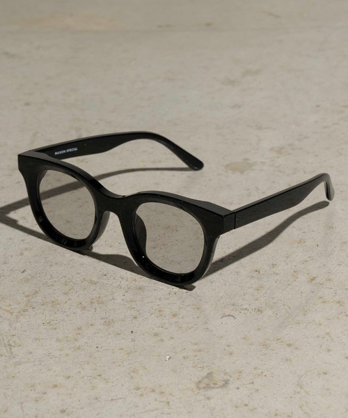 MAISON SPECIAL(メゾンスペシャル)の「【WEB限定】《ユニセックスアイテム》ティックフレームウェリントンサングラス【MAISON SPECIAL/メゾンスペシャル】(サングラス・メンズ・ブラック/イエロー/グレー/ホワイト/ダークブラック・FREE)」の19枚目の写真