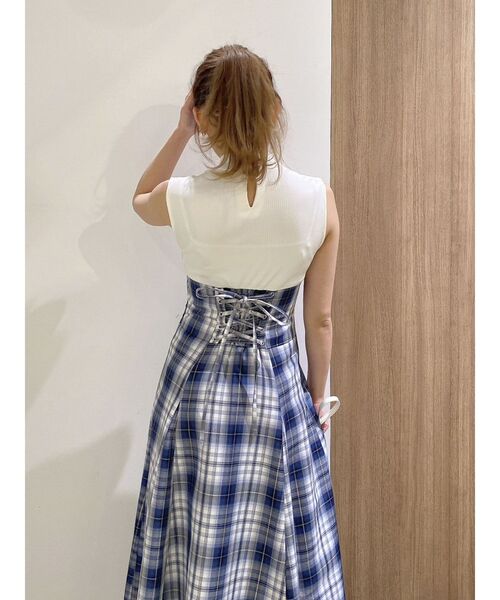 dazzlin(ダズリン)の「【WEB限定ITEM】チェックノースリーブコルセットワンピース(ワンピース・レディース・イエロー/ブルー・SMALL/MEDIUM)」の7枚目の写真
