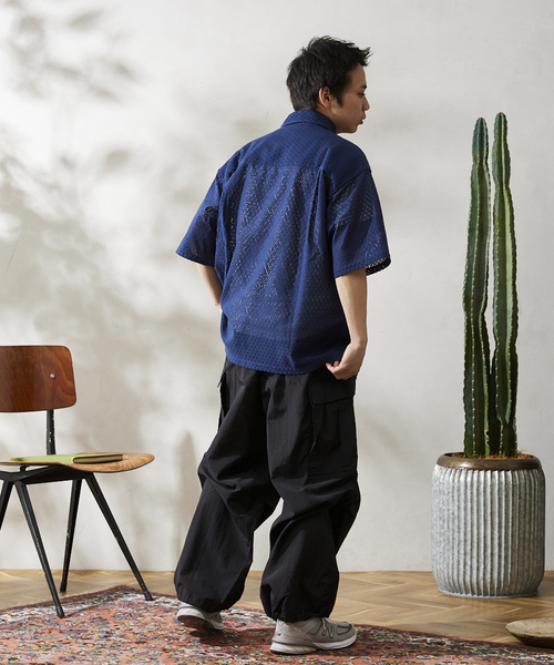 JOURNAL STANDARD relume(ジャーナルスタンダード レリューム)の「ダイヤレース オープンカラー半袖シャツ(シャツ/ブラウス・メンズ・ブルー系その他/イエロー/ブラック・MEDIUM/LARGE)」の4枚目の写真