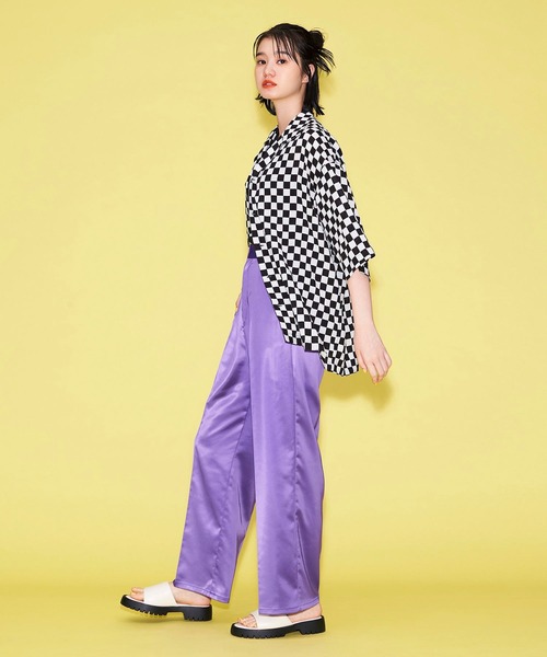 FOREVER 21(フォーエバー トゥエンティーワン)の「【POP】サテンゆるパンツ(その他パンツ・レディース・ホワイト/パープル/ベージュ/オレンジ・SMALL/MEDIUM)」の13枚目の写真