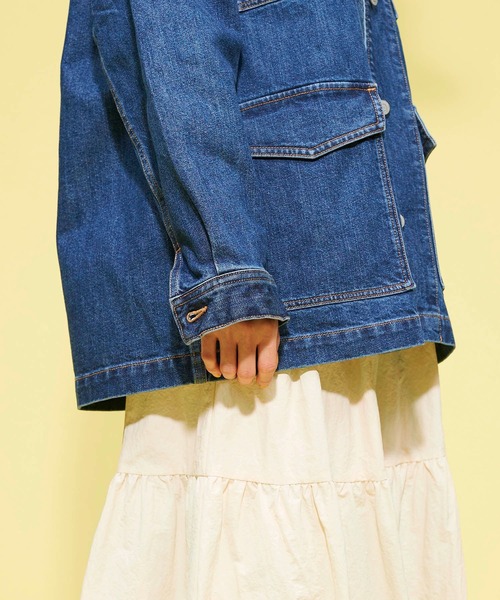 FOREVER 21(フォーエバー トゥエンティーワン)の「【STREET】デニムジャケット(デニムジャケット・レディース・グレー/ブルー・FREE)」の7枚目の写真