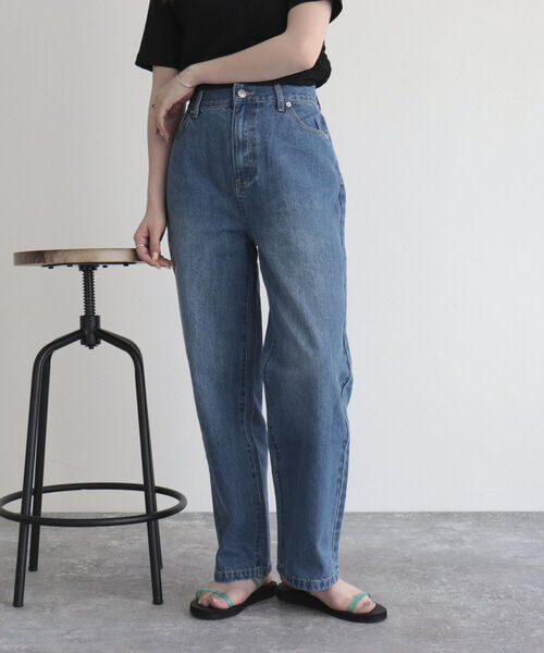 fredy emue（フレディエミュ）の「【fredyemueフレディエミュ】ストレートデニム（デニムパンツ・レディース・ブルー/サックスブルー/ライトブルー・36/38）」の3枚目の写真