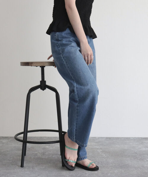 fredy emue（フレディエミュ）の「【fredyemueフレディエミュ】ストレートデニム（デニムパンツ・レディース・ブルー/サックスブルー/ライトブルー・36/38）」の5枚目の写真