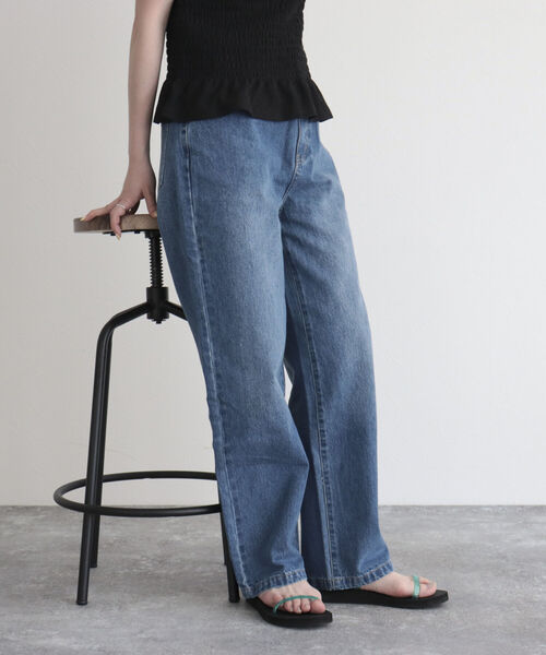 fredy emue（フレディエミュ）の「【fredyemueフレディエミュ】ストレートデニム（デニムパンツ・レディース・ブルー/サックスブルー/ライトブルー・36/38）」の6枚目の写真