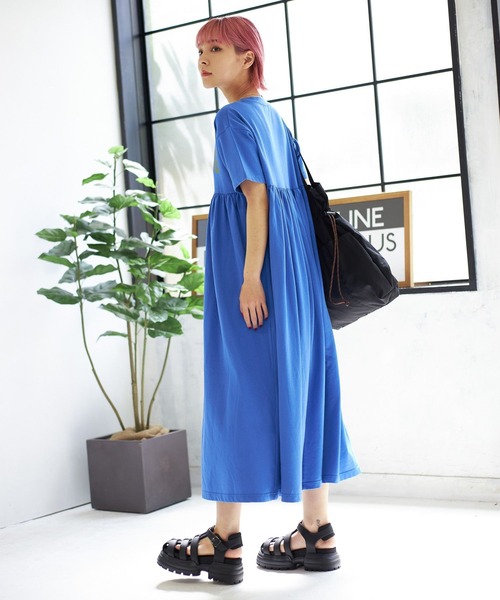 PBLIM(ページボーイリム)の「PBLIM/キリカエカットソーロゴワンピ(ワンピース・レディース・グレー/ブルー・FREE)」の5枚目の写真