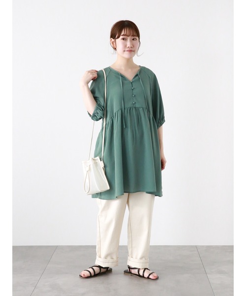 ehka sopo（エヘカソポ）の「ボリュームスリーブチュニック（チュニック・レディース・ブラック/グリーン/キナリ・F）」の7枚目の写真
