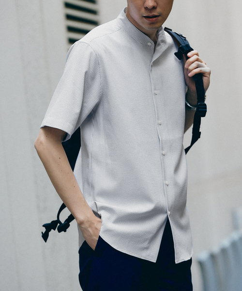 417 EDIFICE(フォーワンセブンエディフィス)の「"吸水速乾&イージーケア" シアサッカー ワンピースバンドカラー S/S シャツ(シャツ/ブラウス・メンズ・ホワイト/ブラック/ネイビー/グレー・SMALL/MEDIUM/LARGE)」の12枚目の写真