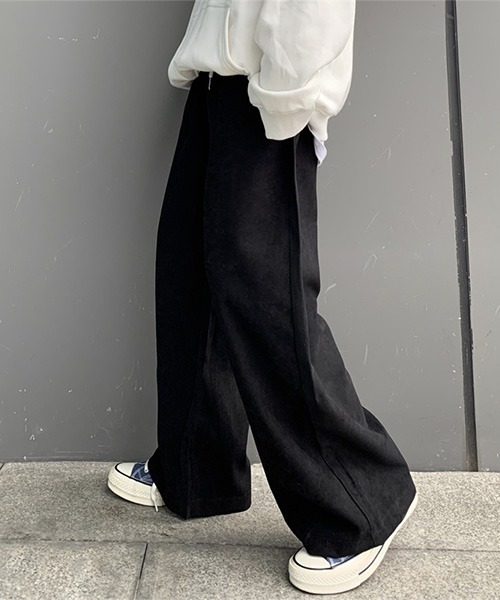 SEN TOKYO（セントーキョー）の「旬なスタイリングを作り上げる。ワイドカラータックパンツ（スラックス・メンズ・ホワイト/チャコールグレー/ブラック/ピンク/グリーン/ネイビー・M/L）」の3枚目の写真