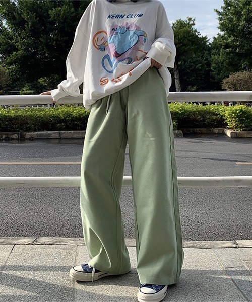 SEN TOKYO（セントーキョー）の「旬なスタイリングを作り上げる。ワイドカラータックパンツ（スラックス・メンズ・ホワイト/チャコールグレー/ブラック/ピンク/グリーン/ネイビー・M/L）」の14枚目の写真