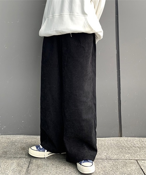 SEN TOKYO（セントーキョー）の「旬なスタイリングを作り上げる。ワイドカラータックパンツ（スラックス・メンズ・ホワイト/チャコールグレー/ブラック/ピンク/グリーン/ネイビー・M/L）」の15枚目の写真