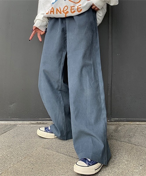 SEN TOKYO（セントーキョー）の「旬なスタイリングを作り上げる。ワイドカラータックパンツ（スラックス・メンズ・ホワイト/チャコールグレー/ブラック/ピンク/グリーン/ネイビー・M/L）」の11枚目の写真