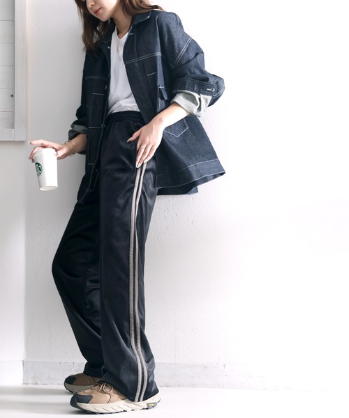 classicalelf(クラシカルエルフ)の「上品&リラクシー。ルーズベルベットトラックパンツ(スウェットパンツ・レディース・ブラウン/ブラック・LARGE/X-LARGE/SMALL/MEDIUM)」の4枚目の写真