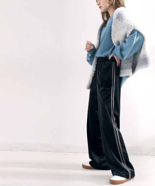 classicalelf(クラシカルエルフ)の「上品&リラクシー。ルーズベルベットトラックパンツ(スウェットパンツ・レディース・ブラウン/ブラック・LARGE/X-LARGE/SMALL/MEDIUM)」の10枚目の写真
