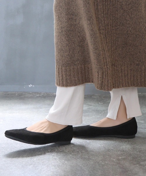 grandfleur（グランドフルール）の「スクエアトゥフラットパンプス（パンプス・レディース・パープル/グレイッシュベージュ/グリーン/ブルー/ブラック/キャメル・22.5cm/23.0cm/22.0cm/24.5cm/24.0cm/25.0cm/25.5cm/23.5cm）」の3枚目の写真