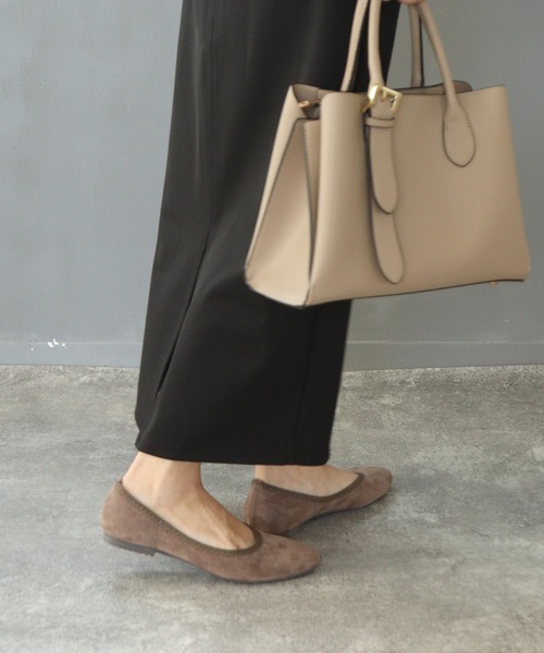 grandfleur（グランドフルール）の「スクエアトゥフラットパンプス（パンプス・レディース・パープル/グレイッシュベージュ/グリーン/ブルー/ブラック/キャメル・22.5cm/23.0cm/22.0cm/24.5cm/24.0cm/25.0cm/25.5cm/23.5cm）」の10枚目の写真