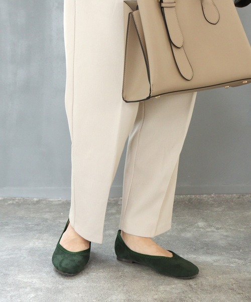 grandfleur（グランドフルール）の「スクエアトゥフラットパンプス（パンプス・レディース・パープル/グレイッシュベージュ/グリーン/ブルー/ブラック/キャメル・22.5cm/23.0cm/22.0cm/24.5cm/24.0cm/25.0cm/25.5cm/23.5cm）」の19枚目の写真