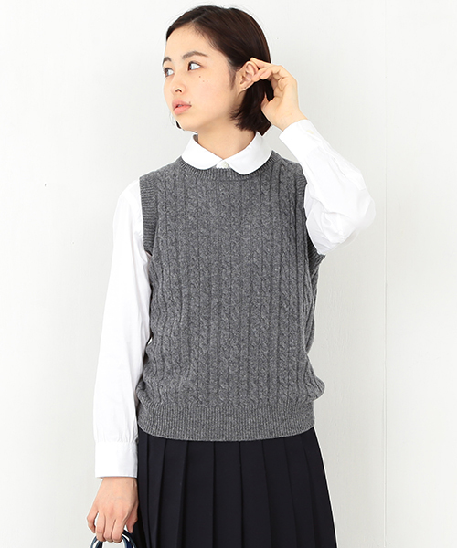 BEAMS BOY（ビームスボーイ）の「BEAMS BOY / 7ゲージ ケーブル クルーベスト 15FW（ベスト・レディース・ナチュラル/グレー/レッド/ネイビー・ONE SIZE）」の2枚目の写真