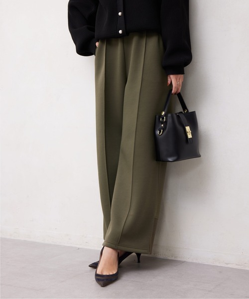 Chez toi(シェトワ)の「BACKリブ切替カットワイドパンツ(その他パンツ・レディース・ブラック/カーキ/アイボリー/グレイッシュベージュ/ナチュラル/グレー/ブラック系その他/ミント・FREE)」の7枚目の写真