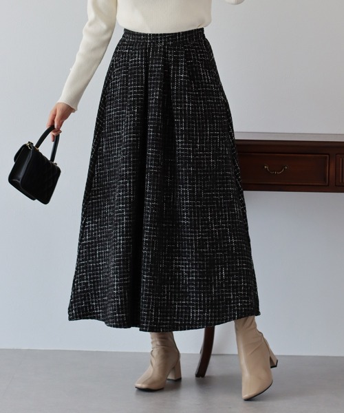 BLUEEAST（ブルーイースト）の「ツイードフレアスカート（スカート・レディース・ホワイト/ブラック系/ブラック・LARGE/MEDIUM）」の3枚目の写真