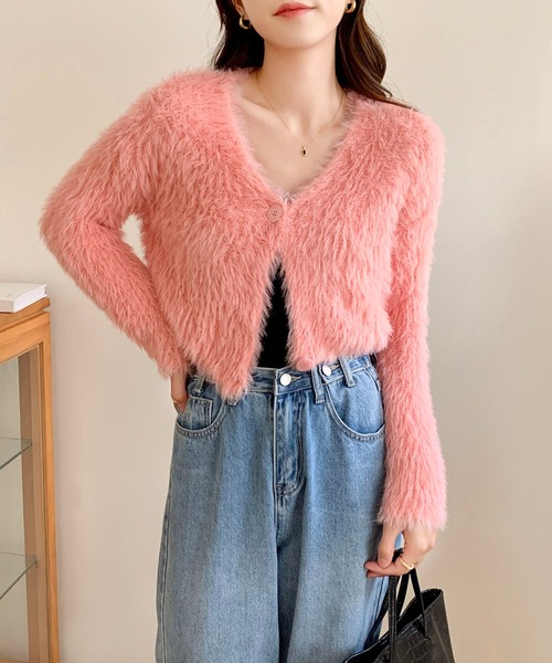 EPICKS（エピックス）の「ショート丈 シャギーVネックニットトップス（カーディガン/ボレロ・レディース・ホワイト/パープル/イエロー/ブラック/ピンク・FREE）」の6枚目の写真