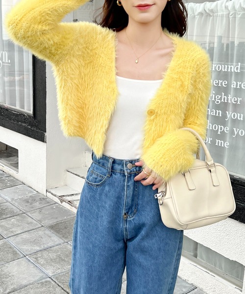 EPICKS（エピックス）の「ショート丈 シャギーVネックニットトップス（カーディガン/ボレロ・レディース・ホワイト/パープル/イエロー/ブラック/ピンク・FREE）」の7枚目の写真