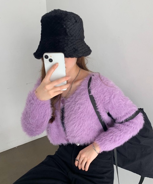 EPICKS（エピックス）の「ショート丈 シャギーVネックニットトップス（カーディガン/ボレロ・レディース・ホワイト/パープル/イエロー/ブラック/ピンク・FREE）」の22枚目の写真