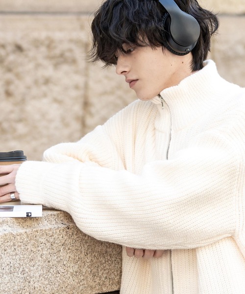 Rocky Monroe（ロッキーモンロー）の「オーバーサイズ ドライバーズニットカーディガン（カーディガン/ボレロ・メンズ・ブラウン/グリーン/チャコール/ブラック/ブルー/グレー/オフホワイト・M/L/XL）」の2枚目の写真