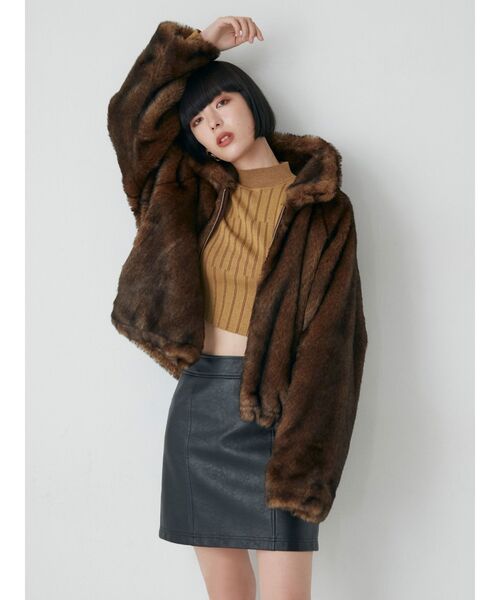 MURUA(ムルーア)の「フェイクレザーミニスカート(スカート・レディース・ブラック/ブラウン/アイボリー・1/2)」の11枚目の写真