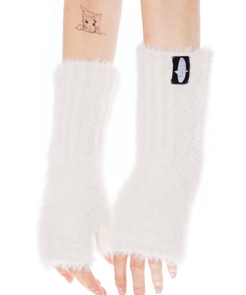 【セール】ストリートファッション Y2Kファッション Basic Pleasure Mode ベーシックプレジャーモード BAMBI ARM WARMERS 手袋 グローブ ロゴグローブ アームウォーマー ハンドウォーマー アームカバー ハンドカバー（アームカバー）｜Basic Pleasure Mode（ベーシックプレジャーモード）