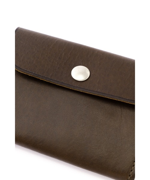 MHL.（エムエイチエル）の「TOUGH LEATHER（コインケース・レディース・オリーブドラブ/ブラック・FREE）」の4枚目の写真