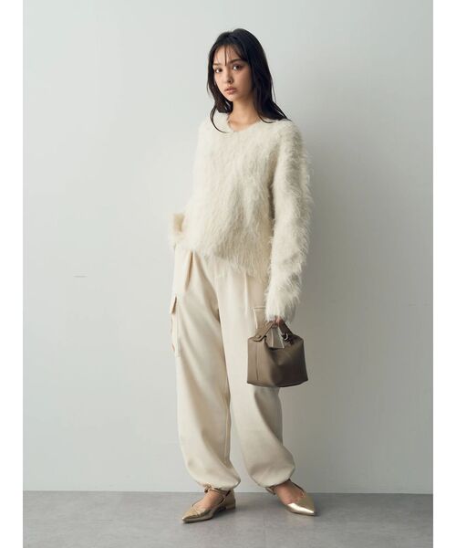 YECCA VECCA（イェッカヴェッカ）の「シャギーVネックニット（ニット/セーター・レディース・ホワイト/グレー/ラベンダー・FREE）」の9枚目の写真