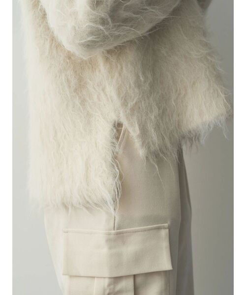 YECCA VECCA（イェッカヴェッカ）の「シャギーVネックニット（ニット/セーター・レディース・ホワイト/グレー/ラベンダー・FREE）」の16枚目の写真