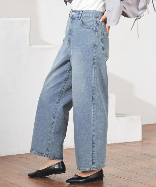 Honeys（ハニーズ）の「ストレートパンツ（股下６４ｃｍ）（デニムパンツ・レディース・ライトブルー/ブルー/ブルー系その他/アイボリー/ブラック/グレー/ライトインディゴブルー/ブルー系その他3/ブルー系その他4・SS/S/M/L/LL）」の21枚目の写真