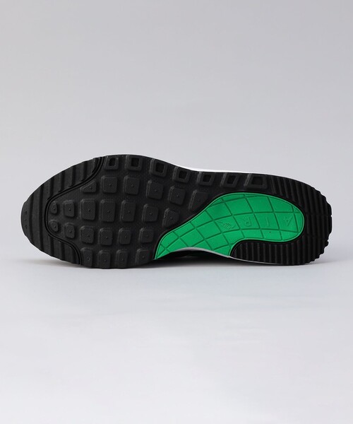 NIKE(ナイキ)の「NIKE(ナイキ) AIR MAX SYSTM/エアマックス(スニーカー・メンズ・ブラック/ホワイト・26cm/27cm/28cm)」の6枚目の写真