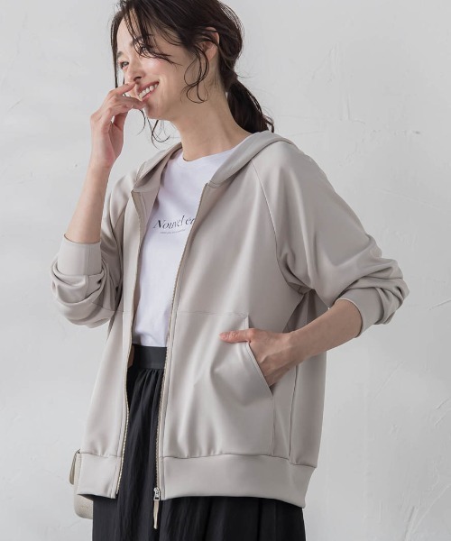 LAUTREAMONT(ロートレアモン)の「【WEB限定】【11号あり】高機能大人パーカー≪抗菌防臭/UV/洗える≫(パーカー・レディース・ベージュ/グレー/カーキ/ブラック・9号/11号)」の3枚目の写真