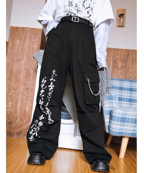 A'GEM9（エージェムナイン）の「『古怪舎/グガイシャ』  プリントカーゴパンツ（カーゴパンツ・レディース・ブラック・L/M）」の3枚目の写真
