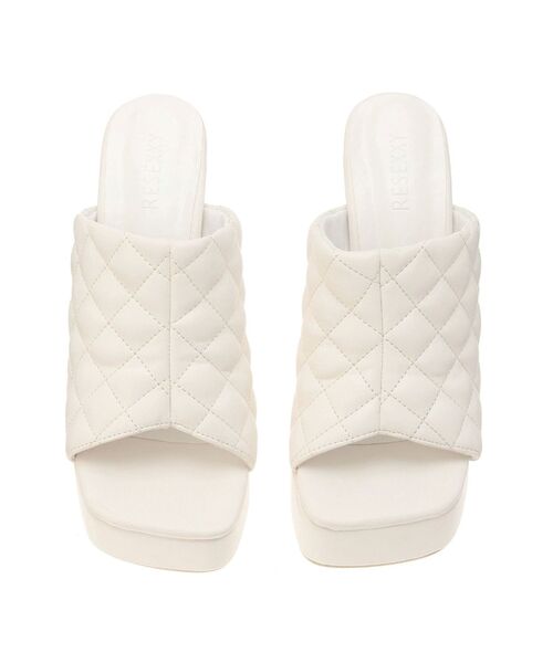 RESEXXY(リゼクシー)の「キルティング厚底サンダル(サンダル・レディース・ブラック/アイボリー・LARGE/MEDIUM/SMALL)」の7枚目の写真