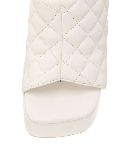 RESEXXY(リゼクシー)の「キルティング厚底サンダル(サンダル・レディース・ブラック/アイボリー・LARGE/MEDIUM/SMALL)」の10枚目の写真