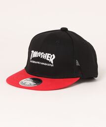 THRASHER（スラッシャー）の「MAG LOGO YOUTH Snap Back CAP with Sunglass Holder/スラッシャーキッズブランドロゴデザインポイントメッシュキャップ（キャップ）」