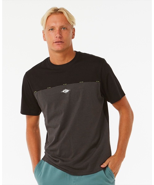 rip curl(リップカール)の「【RIPCURL(リップカール)】M VAPORCOOL MEDINA SEACELL TEE/吸水速乾消臭機能付きリラックスフィット半袖Tシャツ(Tシャツ/カットソー・メンズ・ブラック/ブルー系その他・LARGE/MEDIUM)」の12枚目の写真