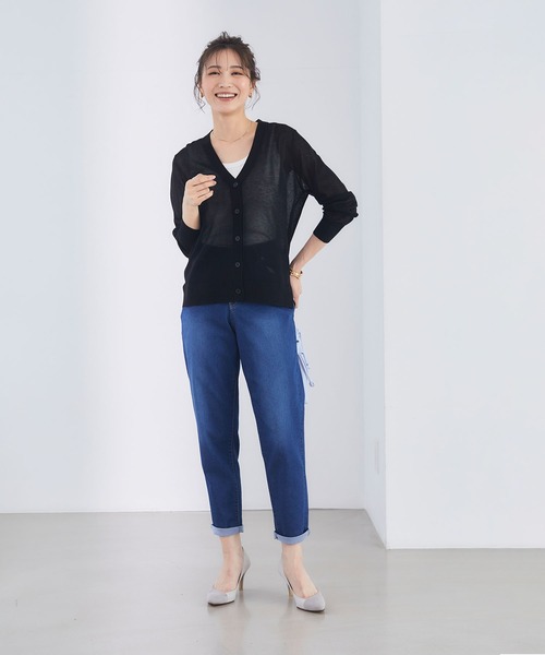 CROSS FUNCTION（クロスファンクション）の「《洗える・シワになりにくい・乾燥機OK》シアーVネックカーディガン【CF/クロスファンクション】（カーディガン/ボレロ・レディース・ブラック/サックスブルー/杢グレー/オフホワイト/ライトグリーン/ネイビー・M/L/LL）」の15枚目の写真