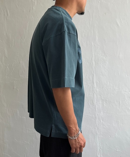 NO NEED(ノーニード)の「CALIFORNIAプリント ピグメント加工 リラックスフィットTシャツ(Tシャツ/カットソー・メンズ・ブラック/ブルー・M/L)」の18枚目の写真
