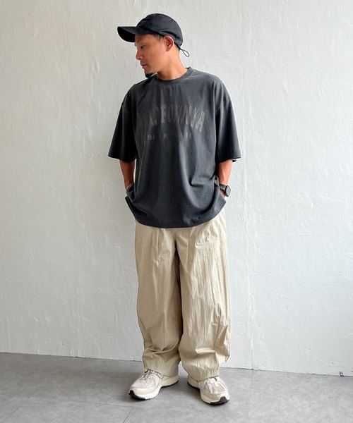 NO NEED(ノーニード)の「CALIFORNIAプリント ピグメント加工 リラックスフィットTシャツ(Tシャツ/カットソー・メンズ・ブラック/ブルー・M/L)」の16枚目の写真