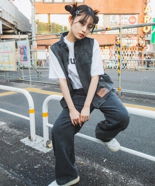 WudgeBoy（ワッジボーイ）の「chemical wash vest（ニット/セーター・レディース・カーキ/ブラウン/ブラック・MEDIUM/LARGE）」の11枚目の写真