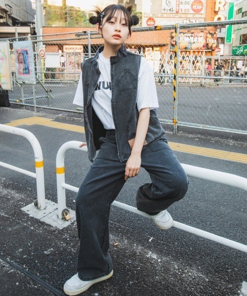 WudgeBoy（ワッジボーイ）の「chemical wash vest（ニット/セーター・レディース・カーキ/ブラウン/ブラック・MEDIUM/LARGE）」の12枚目の写真